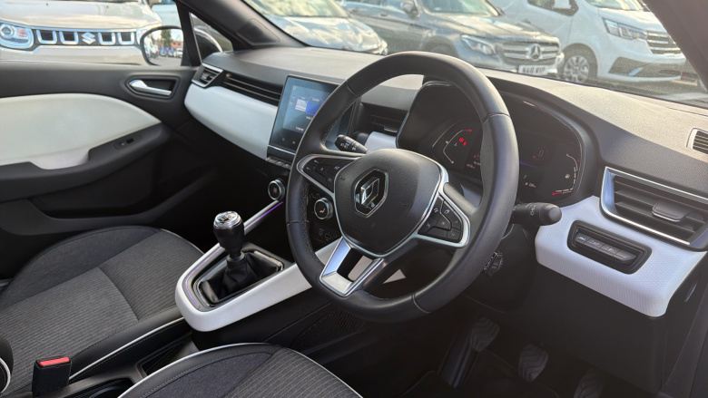 Renault Clio 1.0 TCe 90 SE Edition 5dr Petrol Hatchback